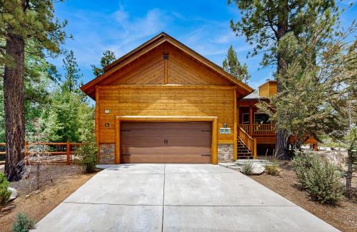 Eagle Mountain Estates House | Big Bear White Skies #674