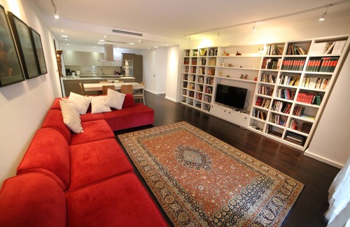 Blloku Apartment | Big Ben luxury apartment
