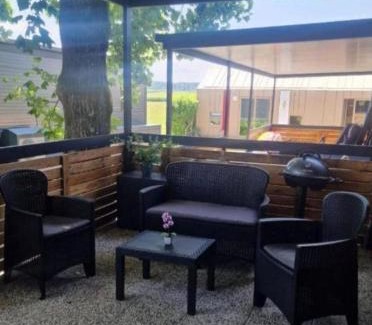 Metlika Apartment | BIG BERRY KOLPA - KIWI mobile house, Metlika