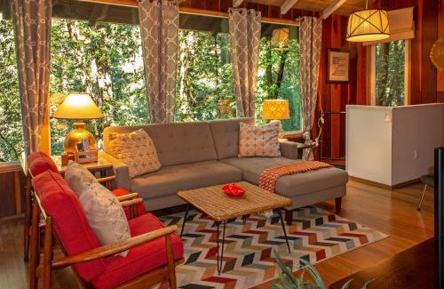 Guerneville House | Big Bertha's