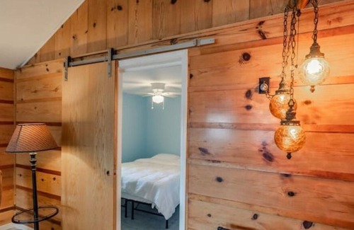 Holton Cottage | Big Blue Lake Cottages, LLC - RENT ALL COTTAGES
