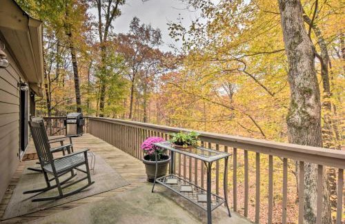 Big Canoe House | Big Canoe Cabin with Mountain View, Hiking and Lake!