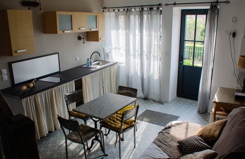 Lacrost House | Big cottage in south Burgundy