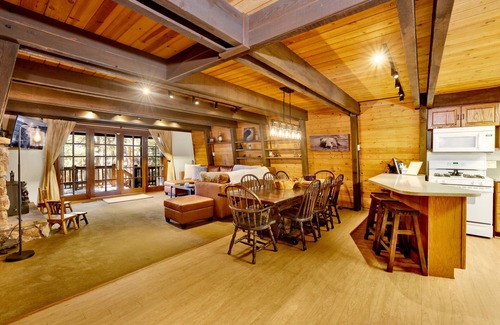 Moonridge Cabin | Big Cub Cabin #2521
