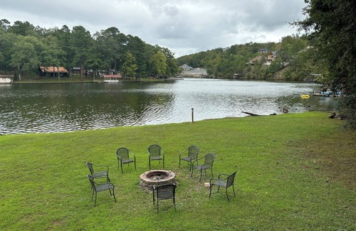 Mid America House | BIG FALL SALE! - book now for Amazing deal for 2025. Nights as low as 400!