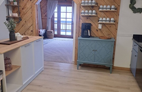 Downieville-Lawson-Dumont House | BIG FAMILY/Friends Mountains house/Hot Tub 24 hrs/Near I-70/River View/RAFTING.