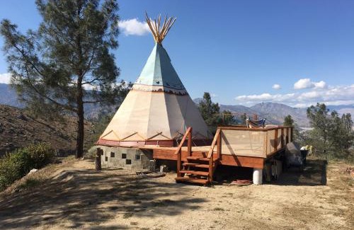 Bodfish House | Big Glamping Teepee