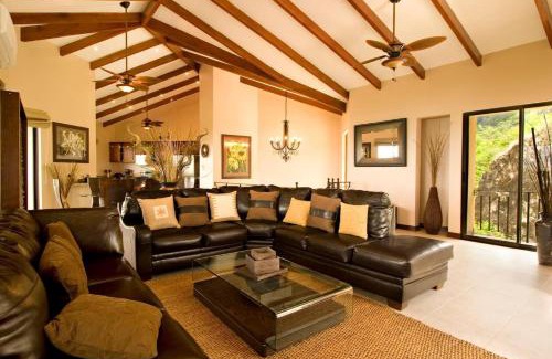 Potrero Villa | Big Hillside Villa in Potrero with Pool and Panoramic Ocean Views