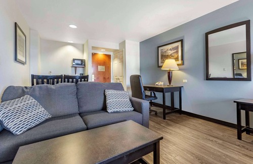 Billings Hotel | Big Horn Resort, an Ascend Collection Hotel