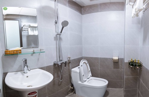 Hue Hotel | BIG HOTEL