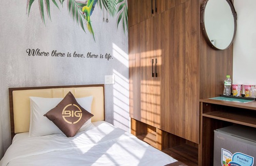 Hue Hotel | BIG HOTEL