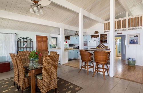 Kamuela Cottage | Big Island Blue Makai - Summer Special: Stay 7 nights get 1 night FREE!