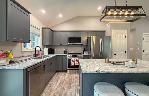 Bridgton House | Big Moose Lodge | Brand New, Pool and Lake Access