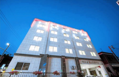 Wagol Hostel | Big O Show Guesthouse
