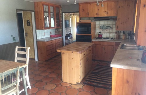 Wickenburg House | Big Ol' Ranch House With Pool And Barn