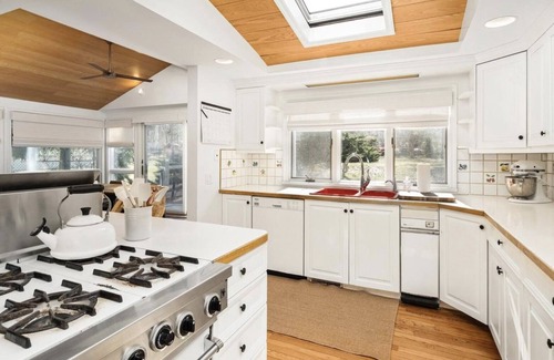 Princeton House | Big Private Home With Giant Yard Near University