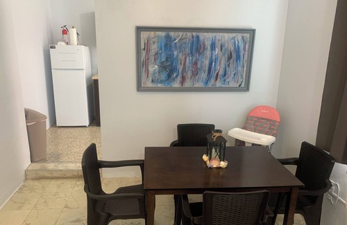 Levittown Apartment | big room, safe and quiet area