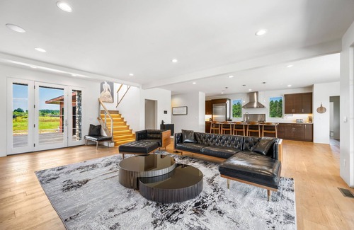 Ellison Bay House | Big Sky Ellison Bay Retreat with Private Hot Tub & In-Home Movie Theater