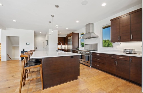 Ellison Bay House | Big Sky Ellison Bay Retreat with Private Hot Tub & In-Home Movie Theater