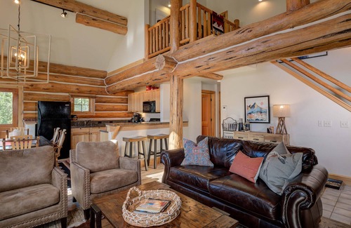Powder Ridge Cabin | Big Sky Resort/Powder Ridge-Ski In/Ski Out with Private Hot Tub & Amazing Views