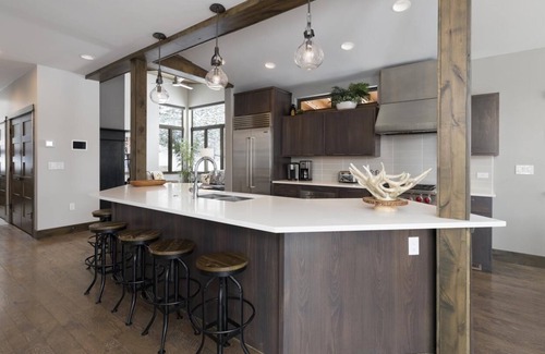Powder Ridge Ski Chalet | Big Sky Vacation Rentals: Homestead 14 Claim Jumper