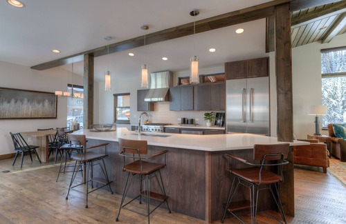 Powder Ridge Ski Chalet | Big Sky Vacation Rentals: Homestead 10 Claim Jumper