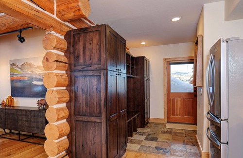 Powder Ridge Cabin | Big Sky Vacation Rentals: PR Rosebud 6