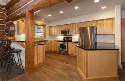 Powder Ridge Cabin | Big Sky Vacation Rentals: Powder Ridge Rosebud 14