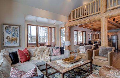 Big Sky Ski Chalet | Big Sky Vacation Rentals: MMH 4 Harvest Moon
