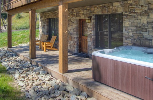 Powder Ridge Cabin | Big Sky Vacation Rentals: PR Oglala 4B