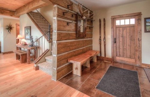 Powder Ridge Cabin | Big Sky Vacation Rentals: PR Oglala 4B