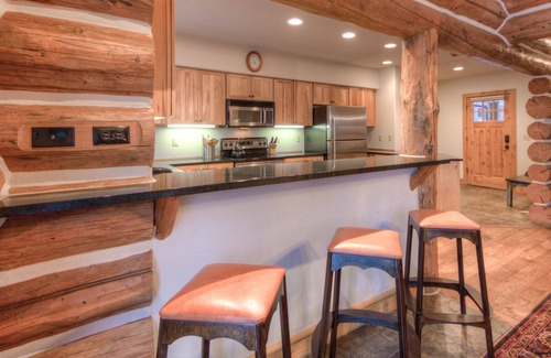 Powder Ridge Cabin | Big Sky Vacation Rentals: PR Chief Gull 1