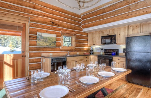 Powder Ridge Cabin | Big Sky Vacation Rentals: PR Moose Ridge 5 - Pet Friendly!