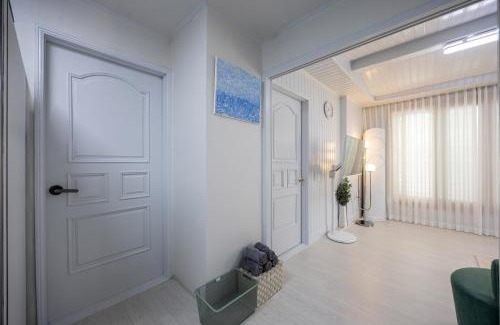 Suyeong-Gu Villa | Big Star Stay
