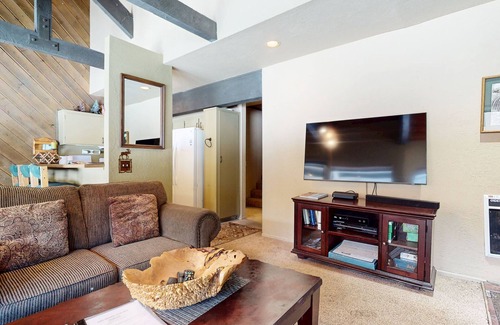 Majestic Pines Condo | Bigwood 62 Quiet and Cozy in Forest Setting, with Garage Parking by RedAwning
