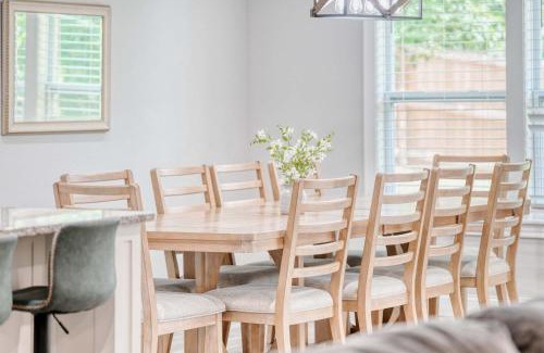 Bella Vista House | Bike-Friendly Retreat with Fenced Yard & Trails