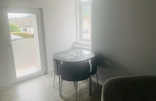 Merthyr Vale House | Bike Park 5 miles2-Bed cottage in Merthyr Vale
