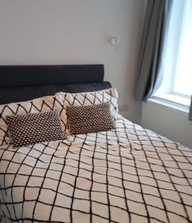 Merthyr Vale House | Bike Park 5 miles2-Bed cottage in Merthyr Vale