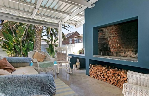 Melkbosstrand House | Bikini's and Martini's Villa