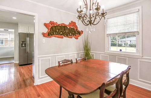 Charleston House | Billfish Bungalow - 4 mi to downtown & 6 mi beach