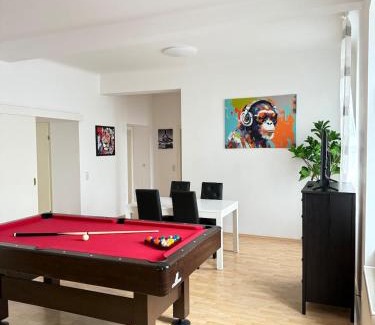 Brigittenau Apartment | Billiard Apartment for 4