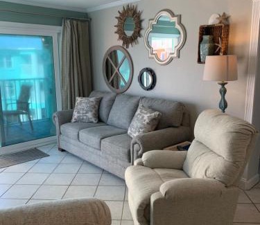 Gulf Shores Apartment | Bill’s at Gulf Shores