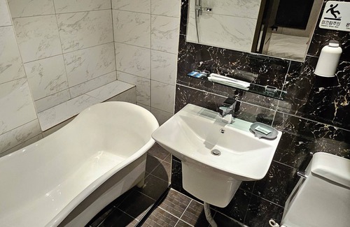 Dapsimni-dong Hotel | Billz Hotel Dongdaemoon
