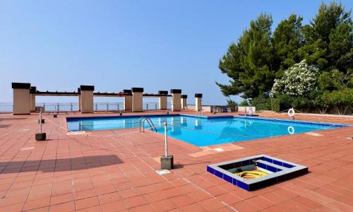 Varazze Apartment | Bilocale con piscina condominiale