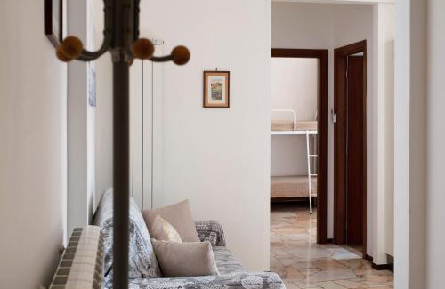 Varazze Apartment | Bilocale Corosu con 2 balconi