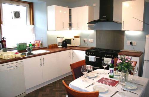 Central Aberdeen House | Bimini Aberdeen