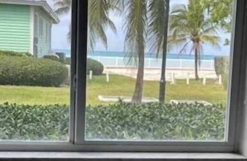 Alice Town Apartment | Bimini Beach Condo - 1st Floor