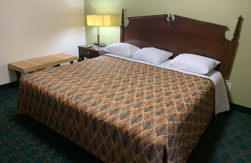 Williamsport Hotel | Bing's Motel
