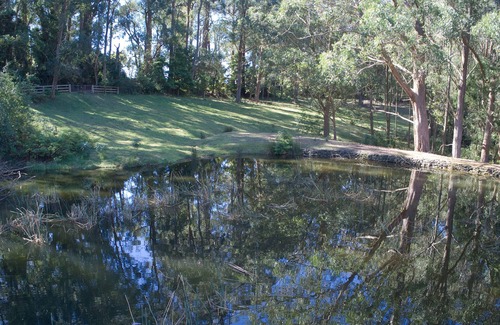 Wildes Meadow Cottage | Binnowee Cottage at Foxton Park | Tennis Court