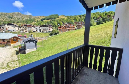 Saint-Martin-de-Belleville Apartment | Biolley Residence - Studio for 2 People